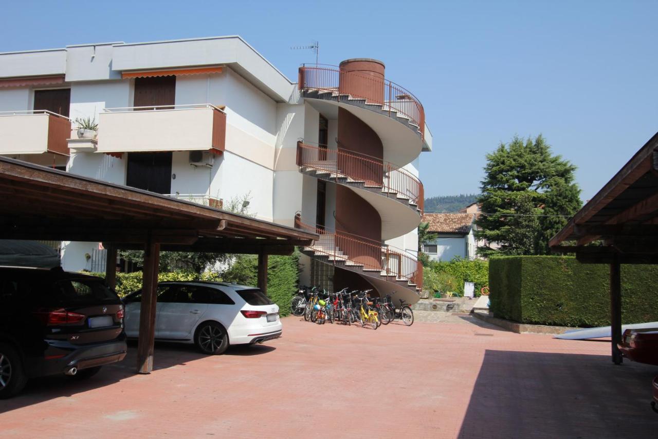 Apartment Bardolino Lake Front Exterior foto